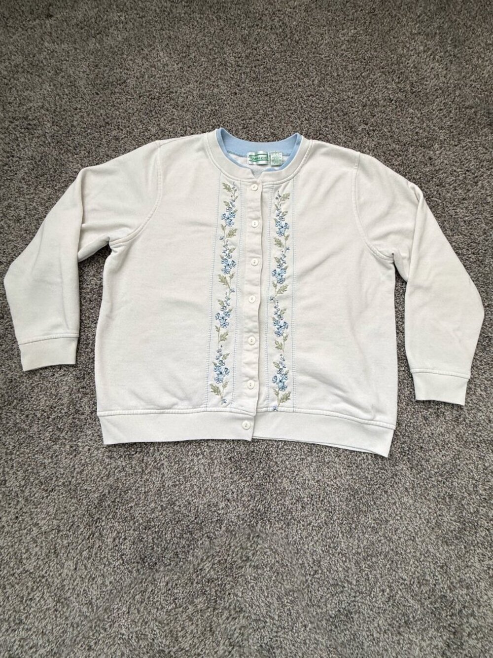 Vintage Shenanigans Embroidered Floral Cardigan Sweatshirt White Blue L Cottage
